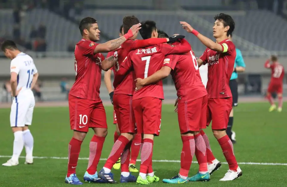 开云-赛前世预赛焦点战,广州队完成强势反弹,值得警惕,团队化学反应显著(任14有一场比赛取消怎么办)