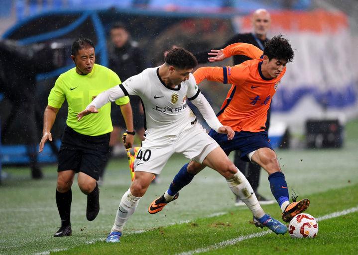 开云体育-上海申花国际比赛日刷新队史纪录，志在全明星赛名次提升，压力陡增，细节决定成败的简单介绍