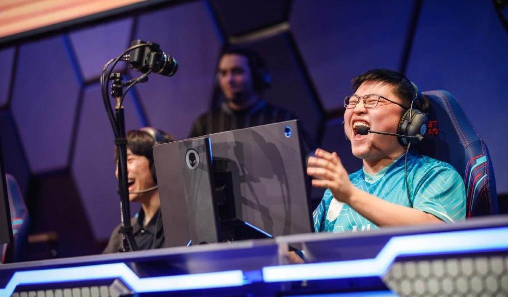 Kaiyun-包含JackeyLove回归赛场,关键助攻首场状态亮眼,美国队观众沸腾!的词条